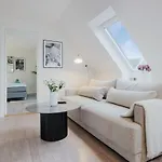 Eksklusiv 2br I Terrasse I Fri Parkering * 欧登塞