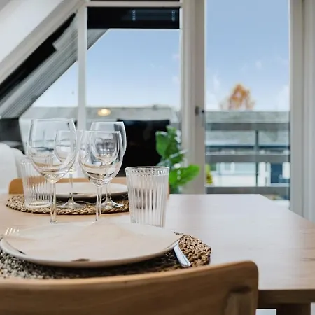 아파트 Eksklusiv 2br I Terrasse I Fri Parkering *