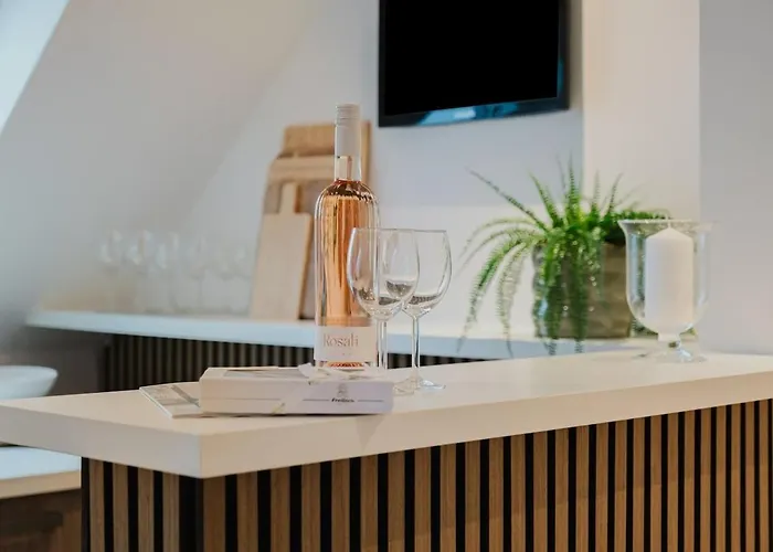 Eksklusiv 2br I Terrasse I Fri Parkering 公寓 欧登塞